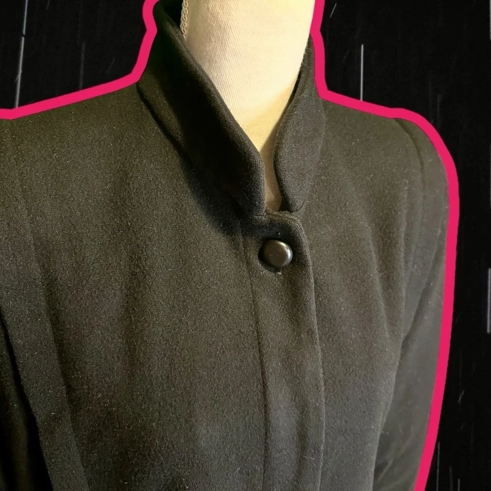 Mackintosh Vintage 100% Pure Wool Black Button-Down Long-Sleeve Pea Coat Size 8